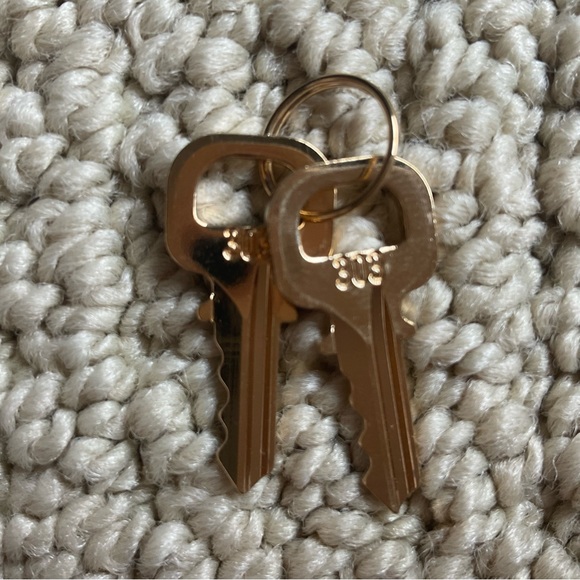 Authentic Louis Vuitton Padlock Lock & Key Set Brass 300 Series #303 Two Keys - Picture 5 of 5